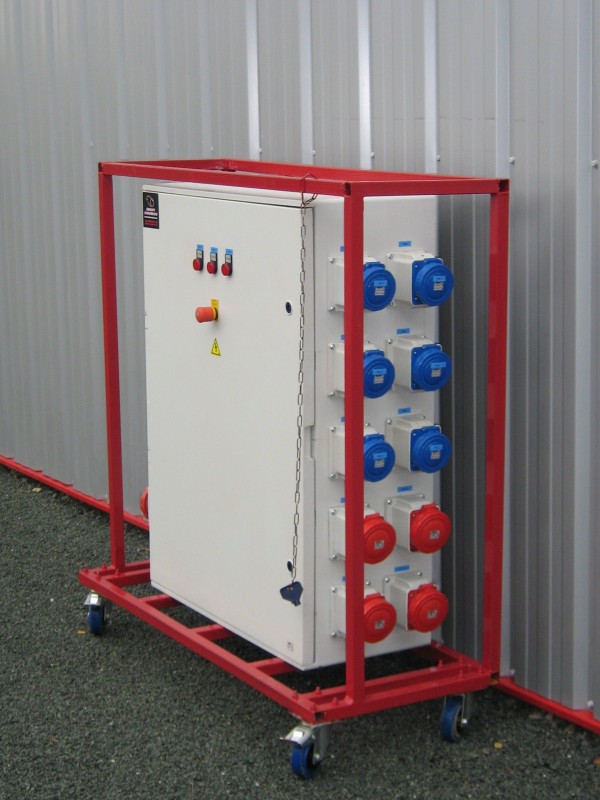 Armoire électrique touring 125Ampères / 380V